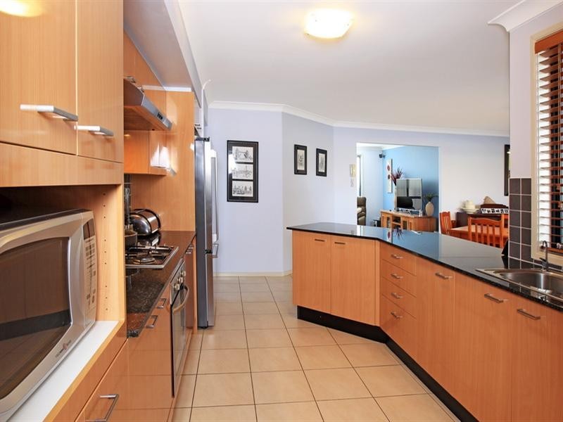 34 Emerald Drive, Meroo Meadow NSW 2540