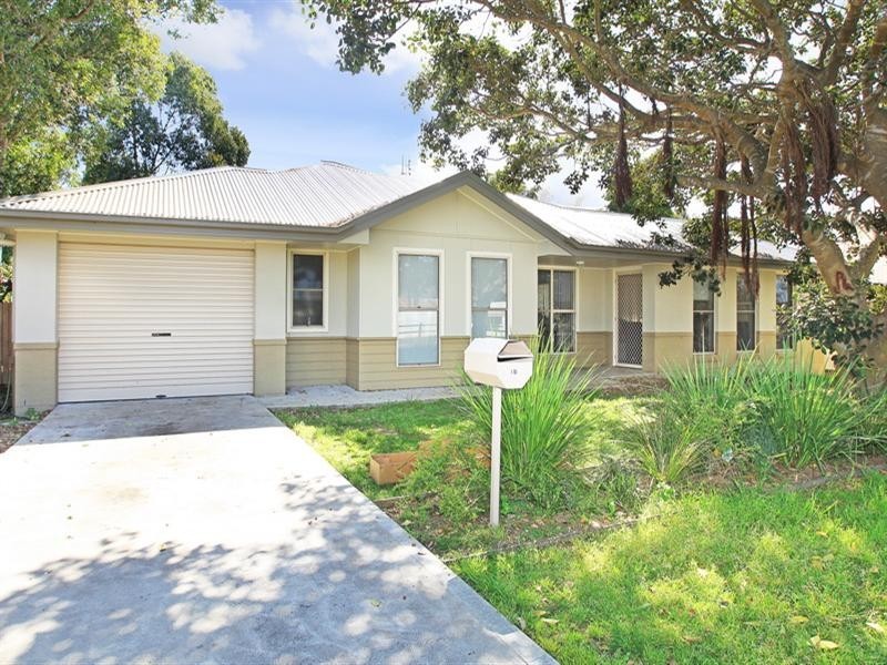 1B Hale Avenue, Nowra NSW 2541