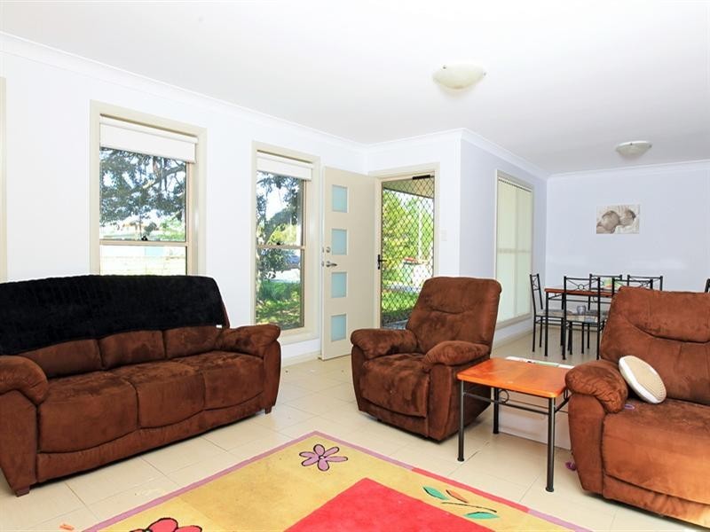 1B Hale Avenue, Nowra NSW 2541