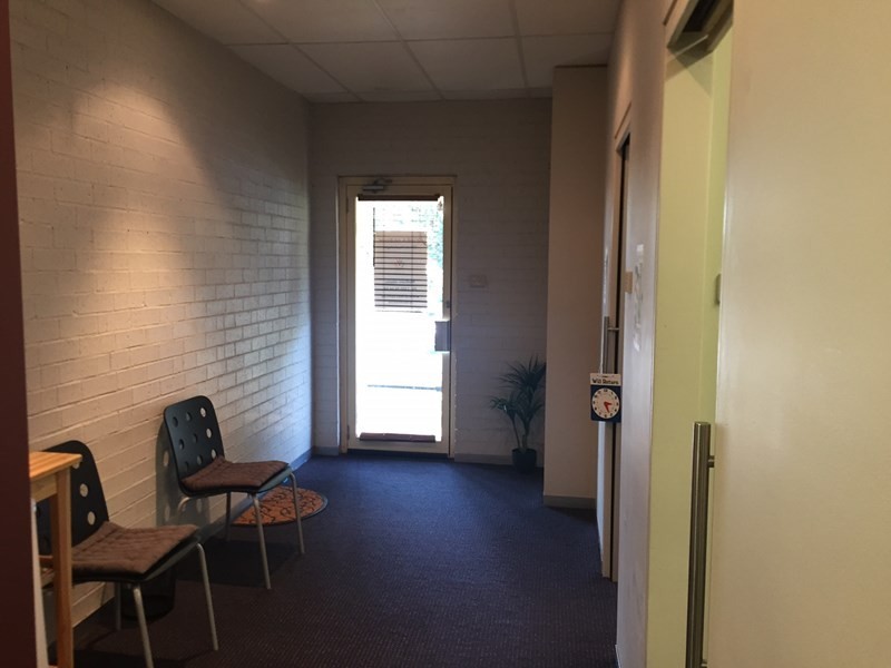 2/33-35 Meroo Street, Bomaderry NSW 2541