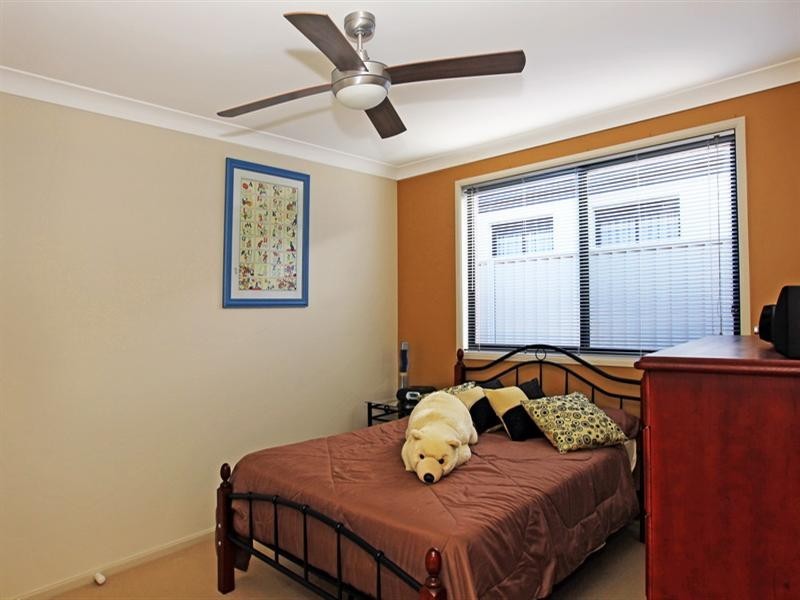 34 Emerald Drive, Bomaderry NSW 2541