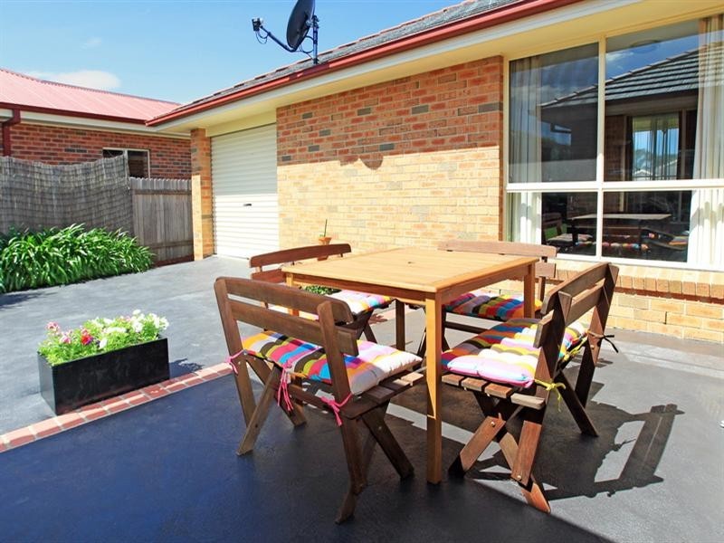 11 Juniper Place, Worrigee NSW 2540