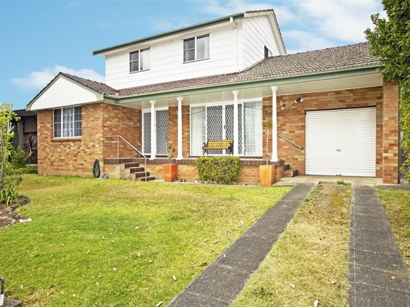 14 Castle Glen, North Nowra NSW 2541