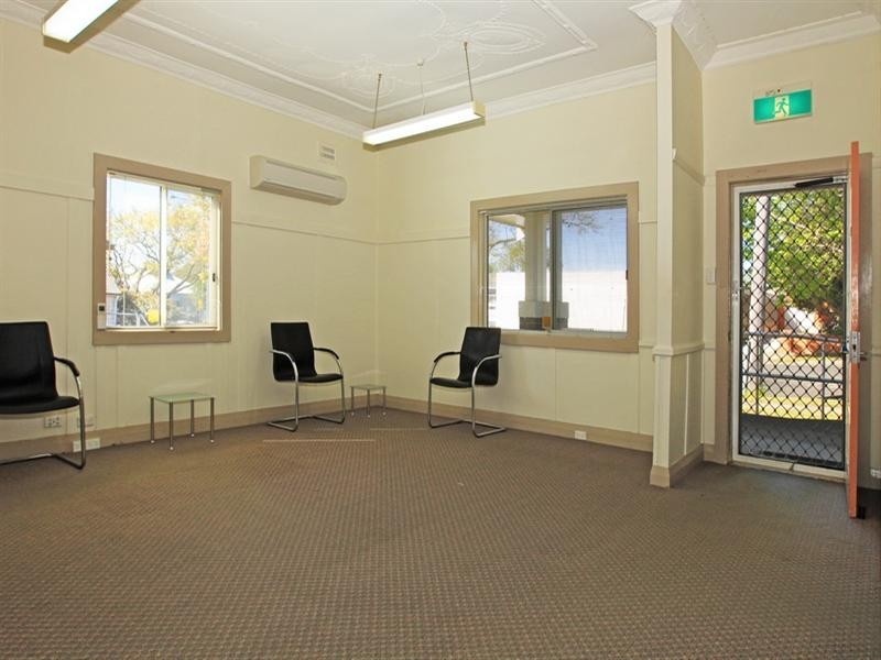 35 Junction Street, Nowra NSW 2541