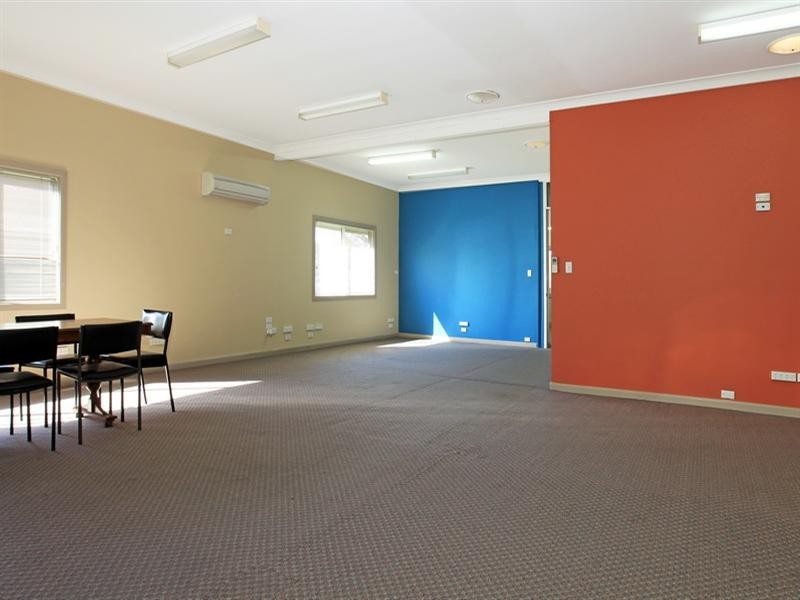 35 Junction Street, Nowra NSW 2541