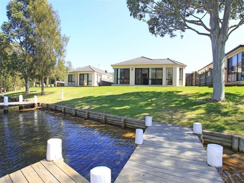 19 The Moorings Jacobs Drive, Sussex Inlet NSW 2540
