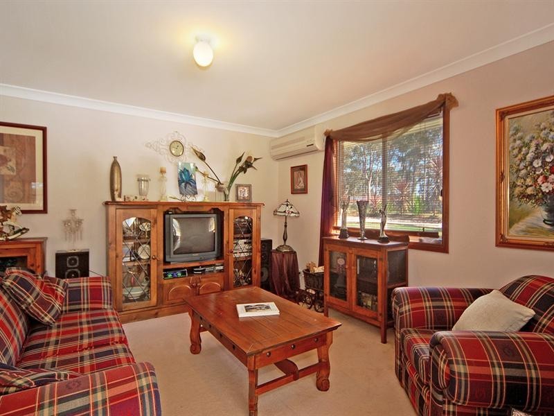 11 Hakea Close, Nowra Hill NSW 2540