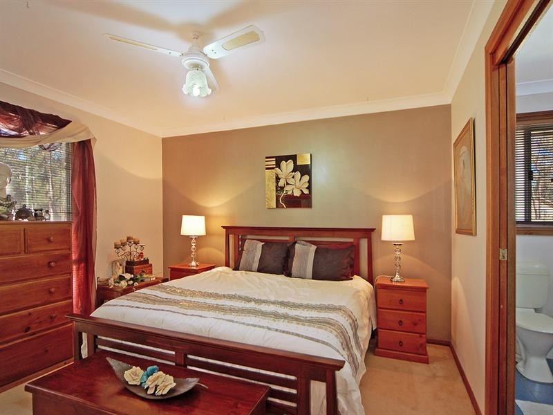 11 Hakea Close, Nowra Hill NSW 2540