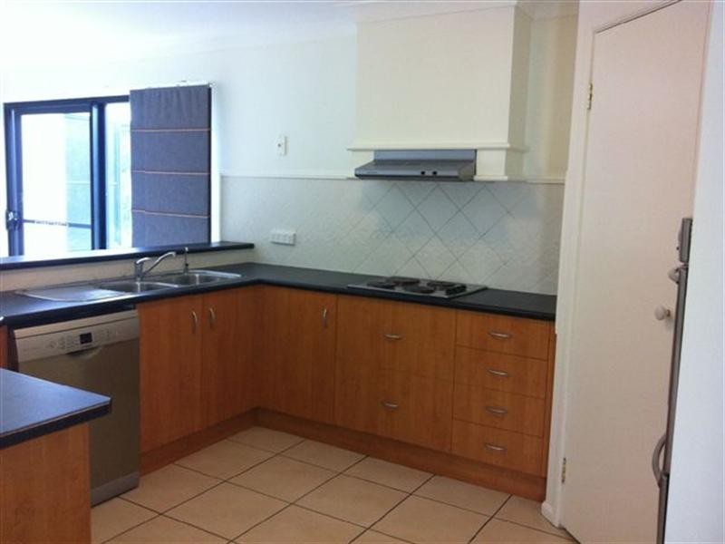 6 Bluegum Way, North Nowra NSW 2541