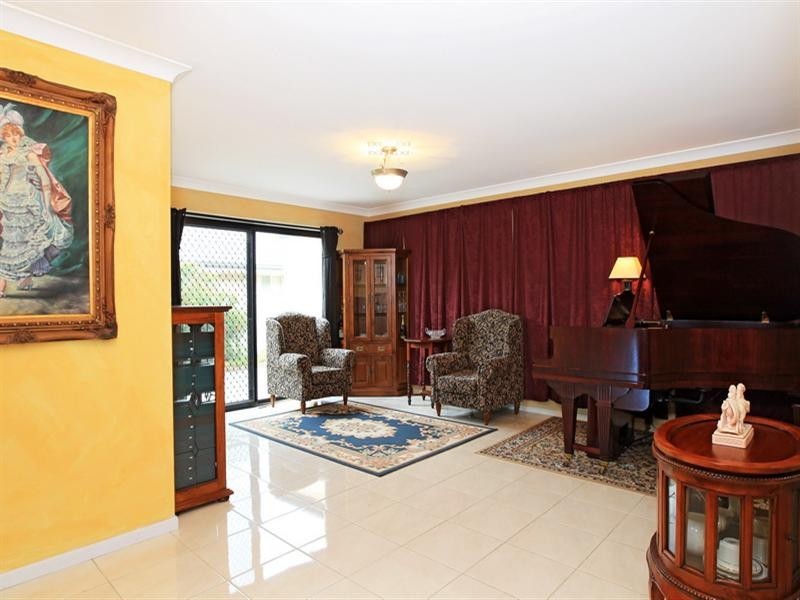 98 Rayleigh Drive, Worrigee NSW 2540