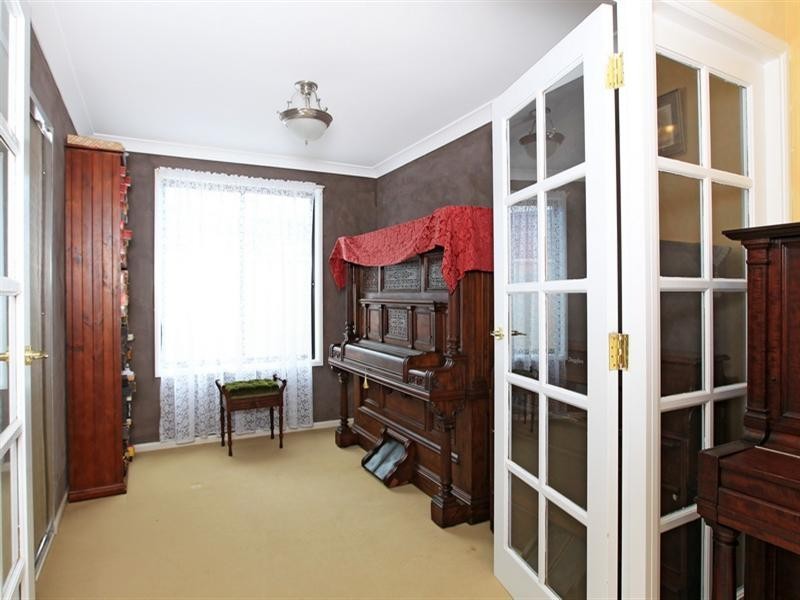 98 Rayleigh Drive, Worrigee NSW 2540