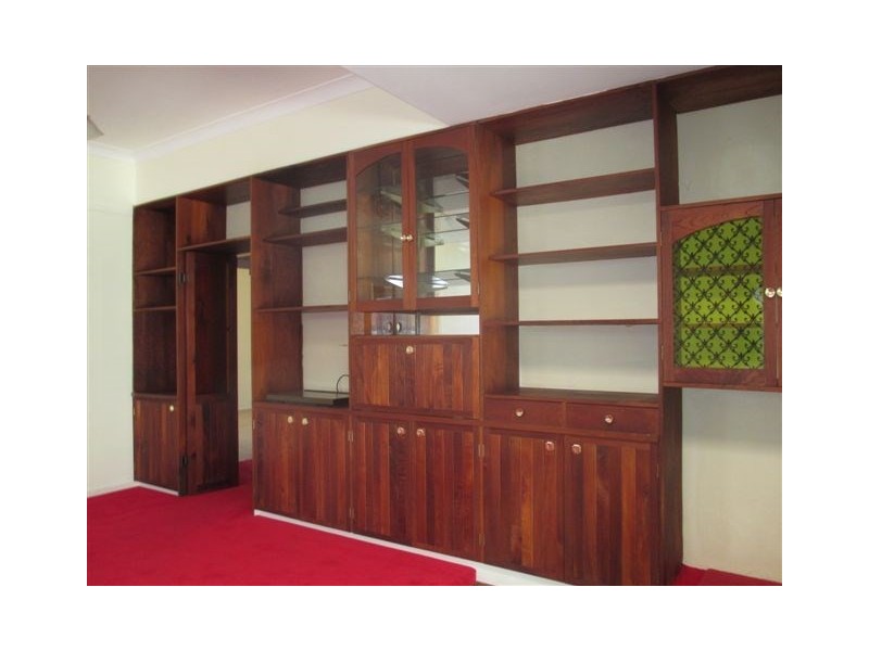 18 Plunkett Street, Nowra NSW 2541