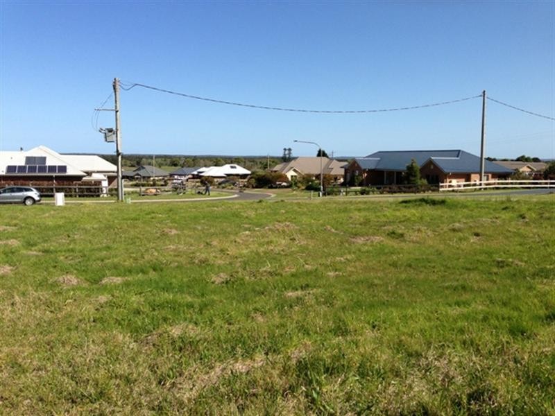 12 St Andrews Way, Berry NSW 2535