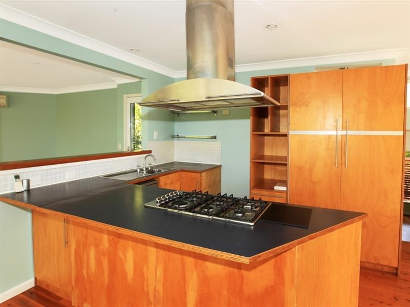 76 Walsh Crescent, North Nowra NSW 2541