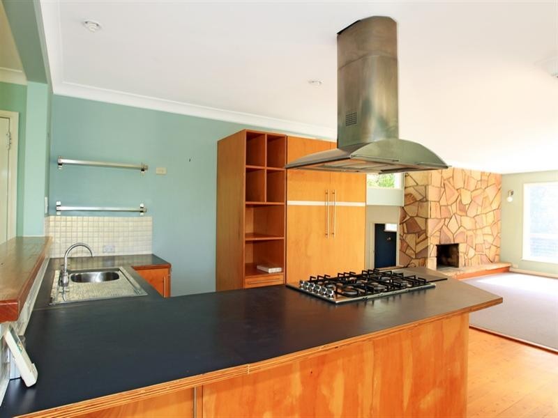 76 Walsh Crescent, North Nowra NSW 2541