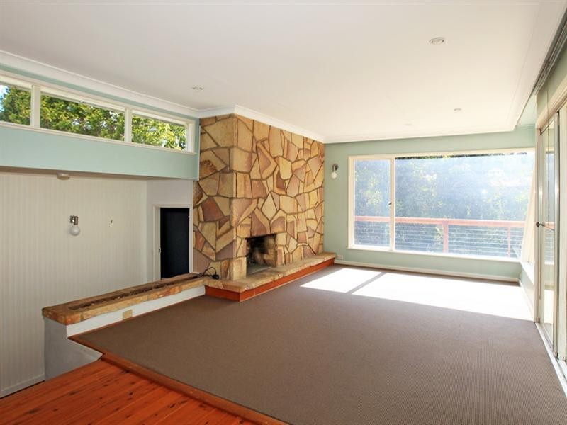 76 Walsh Crescent, North Nowra NSW 2541