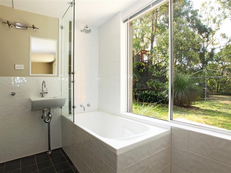 76 Walsh Crescent, North Nowra NSW 2541