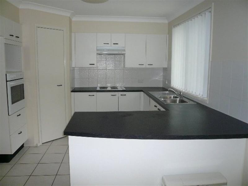 43 Gardenia Crescent, Bomaderry NSW 2541