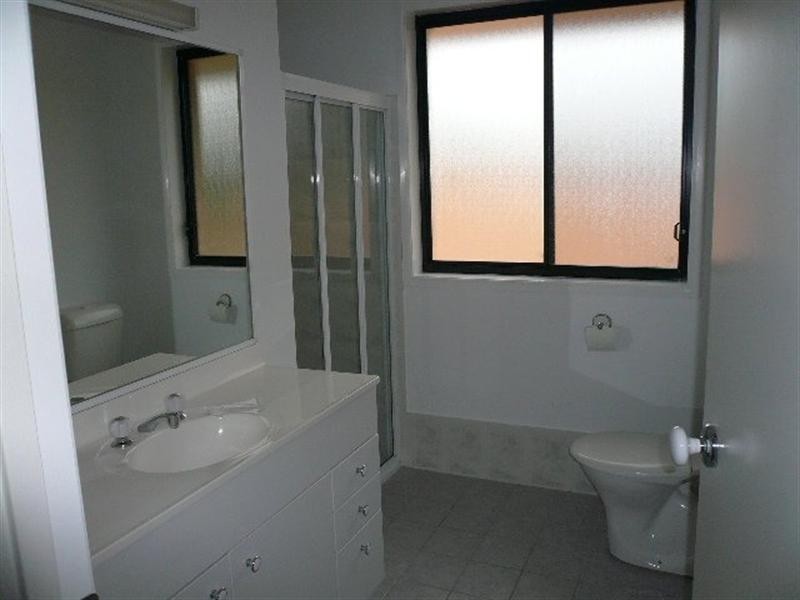 43 Gardenia Crescent, Bomaderry NSW 2541