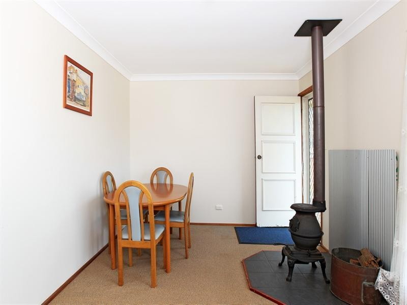 8 Pyree Street, Greenwell Point NSW 2540