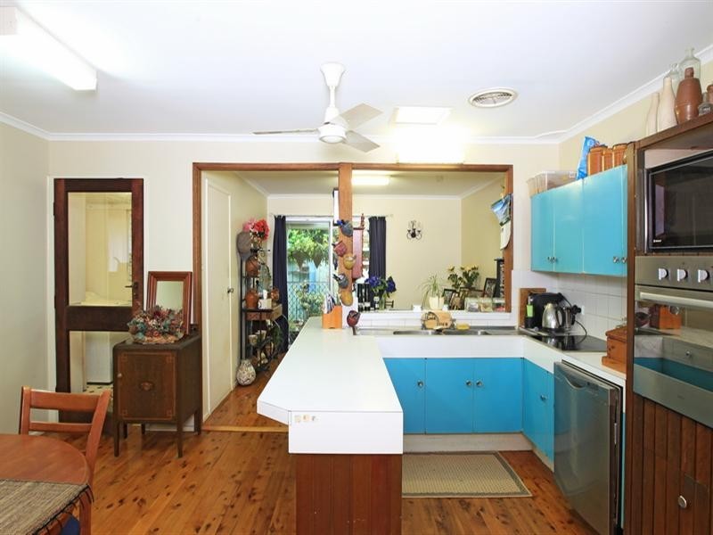 11 Kahlua Crescent, Bomaderry NSW 2541