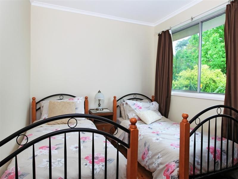 11 Kahlua Crescent, Bomaderry NSW 2541