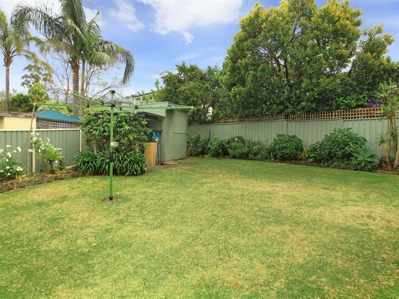 11 Kahlua Crescent, Bomaderry NSW 2541