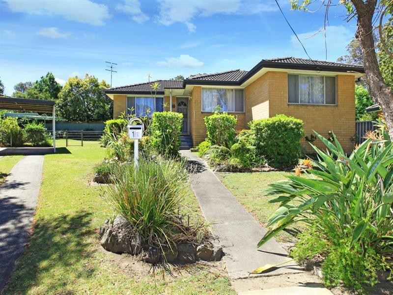 11 Kahlua Crescent, Bomaderry NSW 2541
