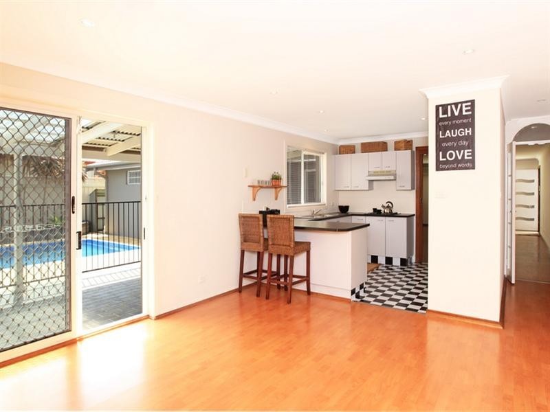 26 Cavalier Parade, Bomaderry NSW 2541