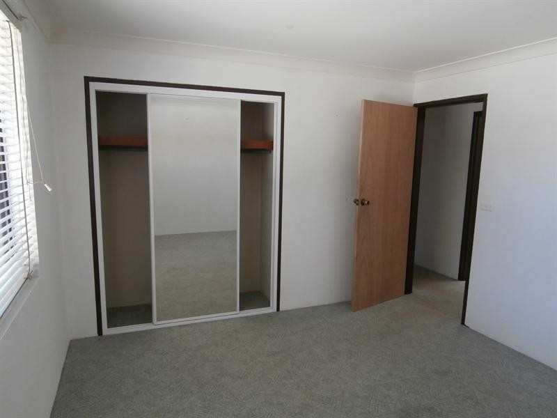 5/45 Brinawarr Street, Bomaderry NSW 2541