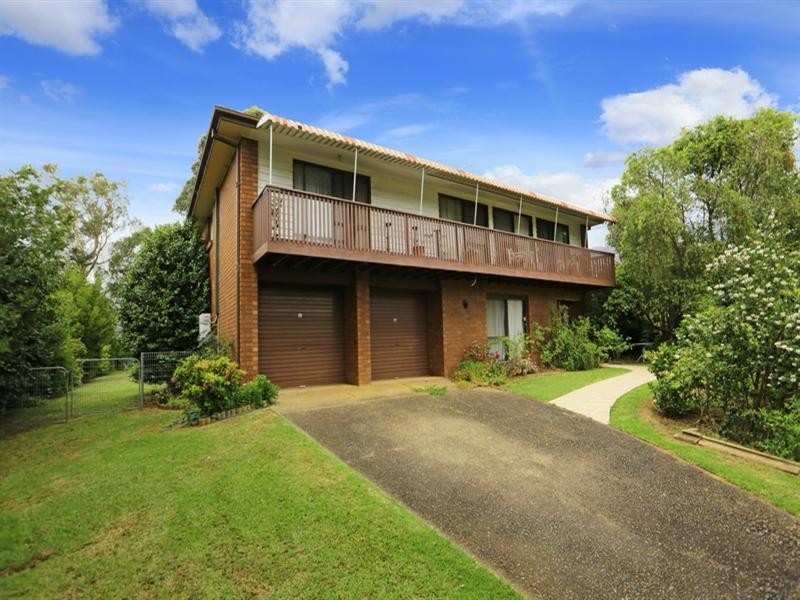 2 Woorin Close, Bomaderry NSW 2541
