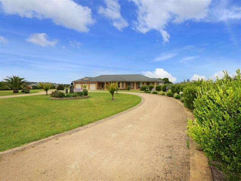 62 Bennett Place, Worrigee NSW 2540