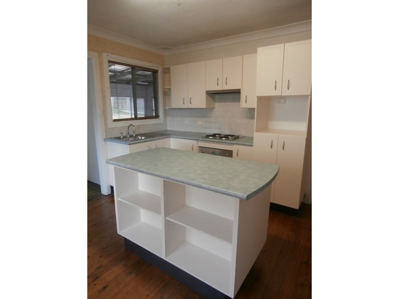 131 Meroo Road, Bomaderry NSW 2541