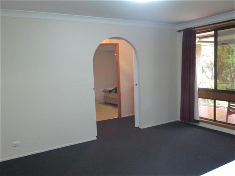 3 Birkdale Grove, Bomaderry NSW 2541