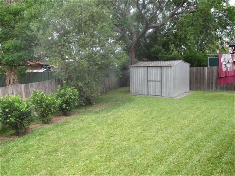 3 Birkdale Grove, Bomaderry NSW 2541