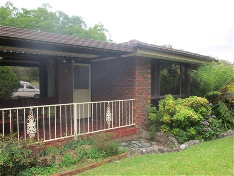 3 Birkdale Grove, Bomaderry NSW 2541