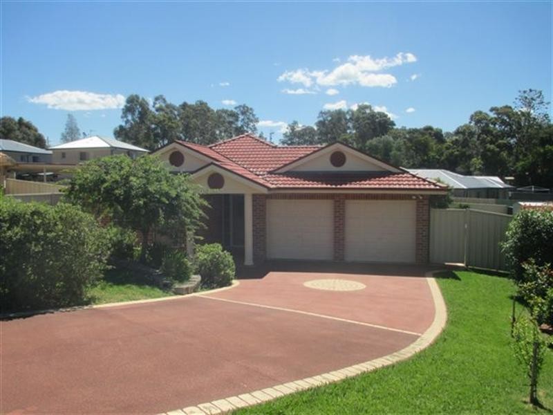 18 Cornelius Place, Nowra NSW 2541