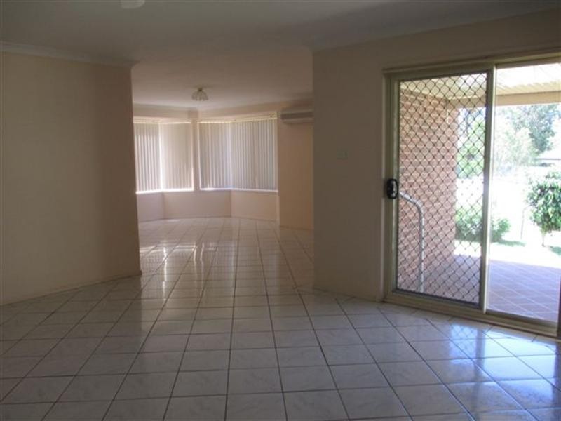 18 Cornelius Place, Nowra NSW 2541