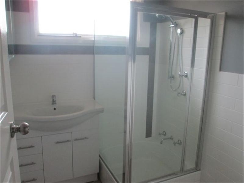 11 Monaghan Avenue, Nowra NSW 2541