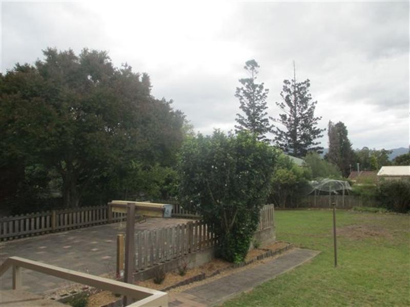 11 Monaghan Avenue, Nowra NSW 2541