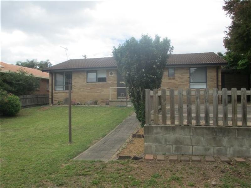 11 Monaghan Avenue, Nowra NSW 2541