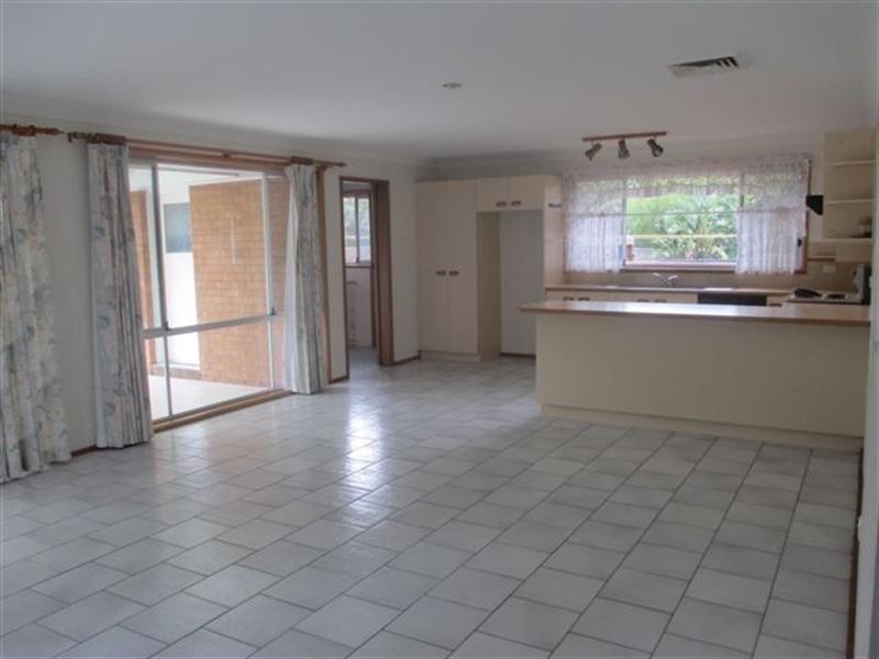 109` McMahons, North Nowra NSW 2541