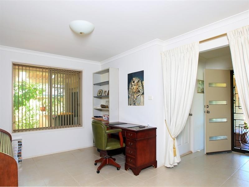 12 Carrington Park Drive, Nowra NSW 2541