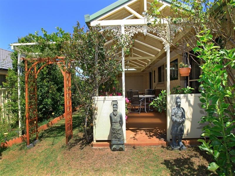 12 Carrington Park Drive, Nowra NSW 2541