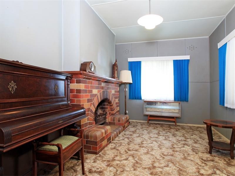 27 Church Street, Greenwell Point NSW 2540