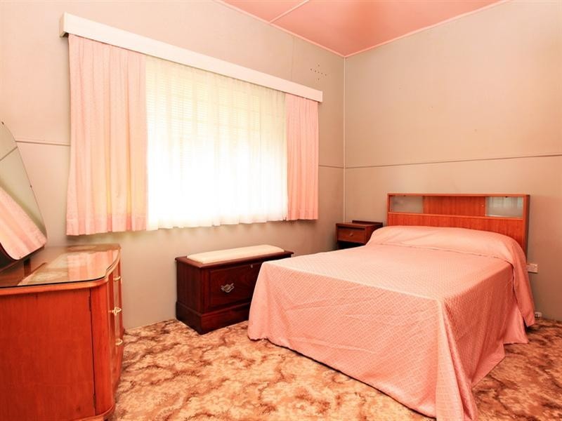 27 Church Street, Greenwell Point NSW 2540