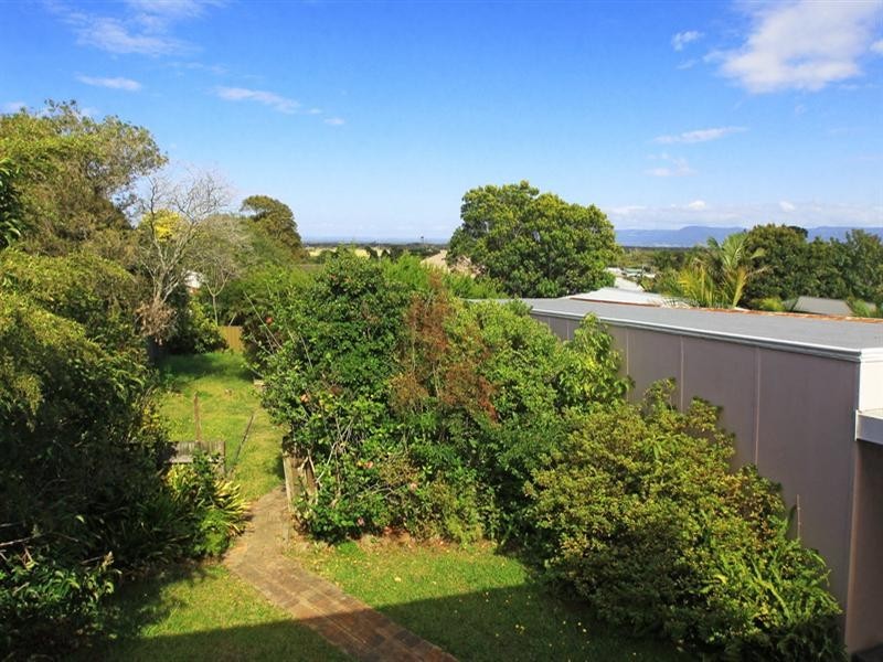 27 Church Street, Greenwell Point NSW 2540