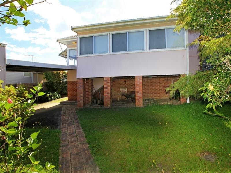 27 Church Street, Greenwell Point NSW 2540