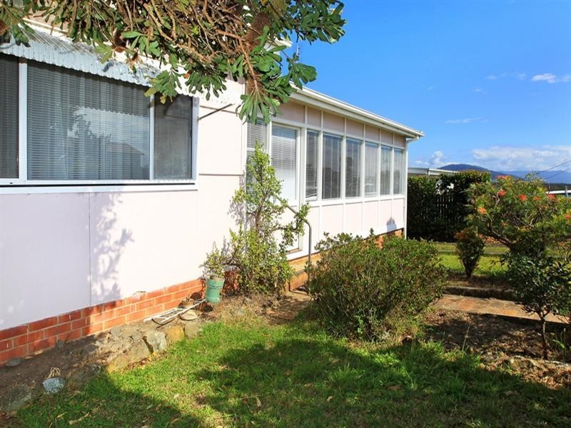 27 Church Street, Greenwell Point NSW 2540