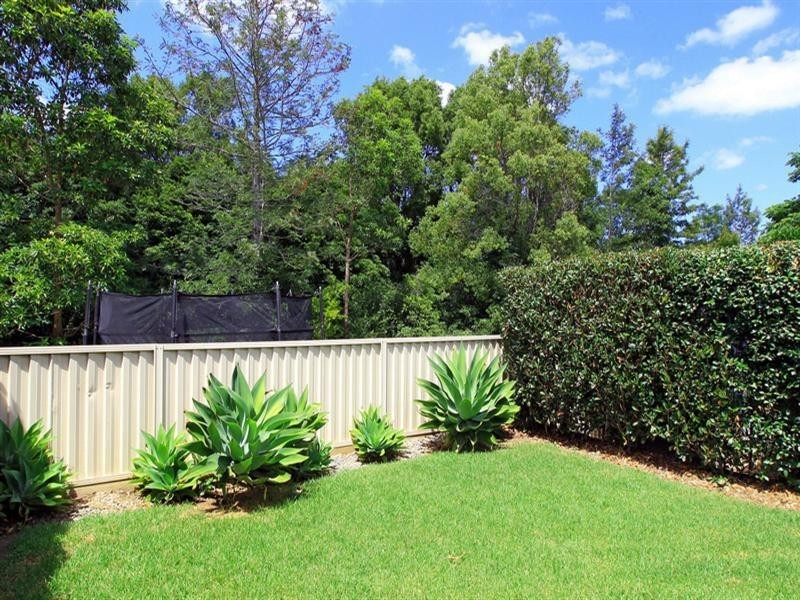 8 Jade Place, Meroo Meadow NSW 2540